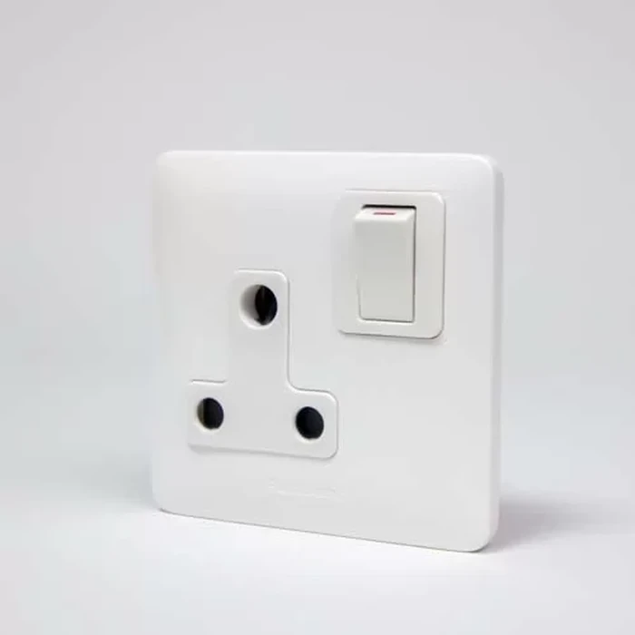 Panasonic WDBA1311-N 1-Gang 15A Switched Round Pin Socket | 250V~ High-Load Logic | Flame Retardant Polycarbonate